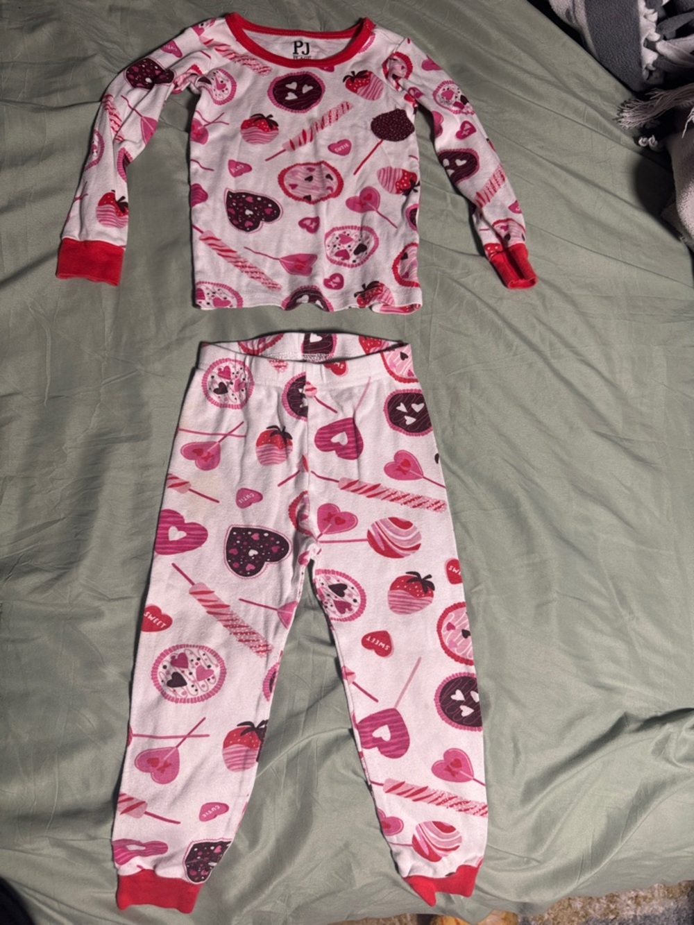 The Children's Place Pink & Red Heart and Sweets Pajama Set